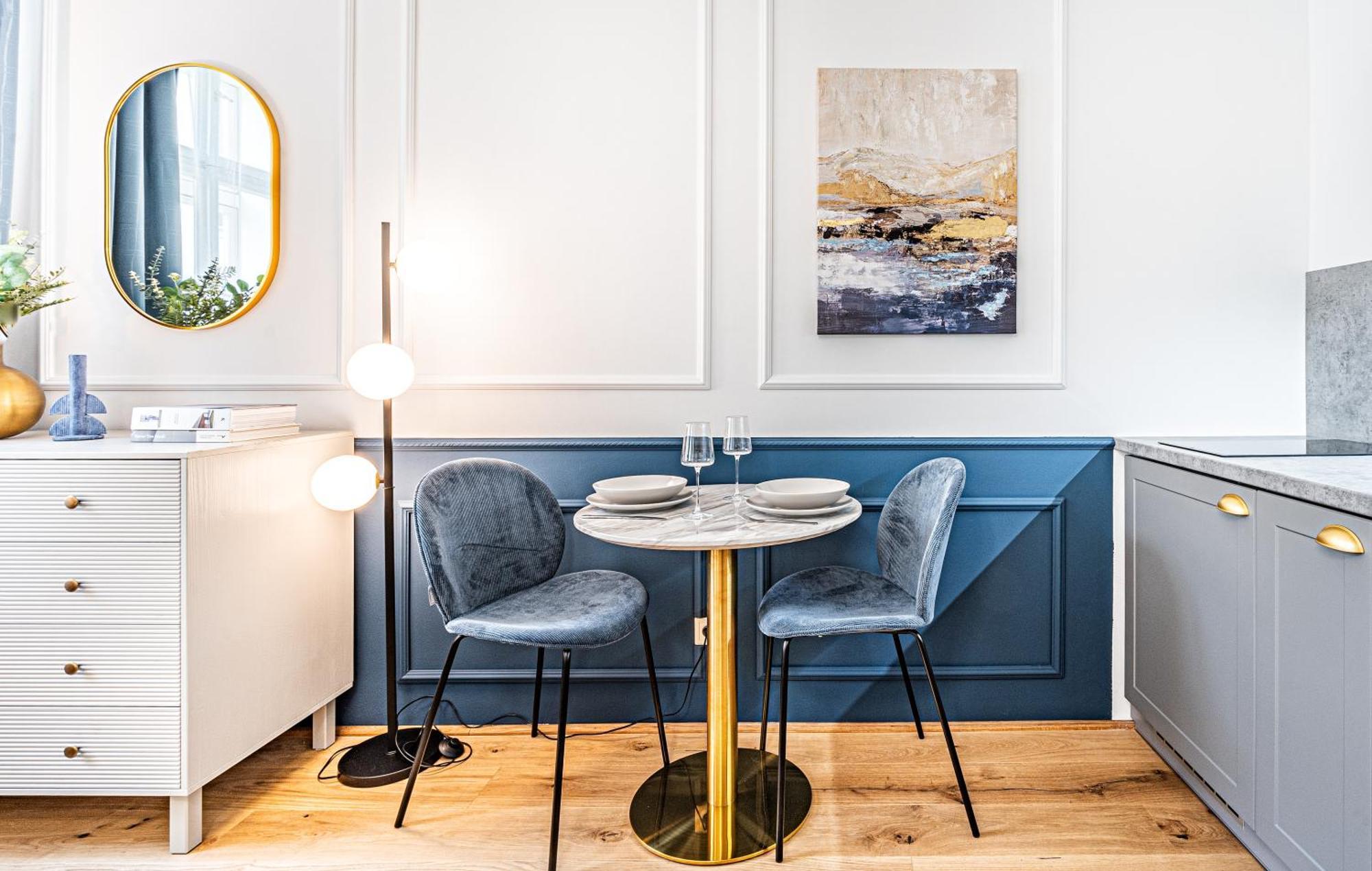 Apartamento Beautifully Renovated At Lesser Town *