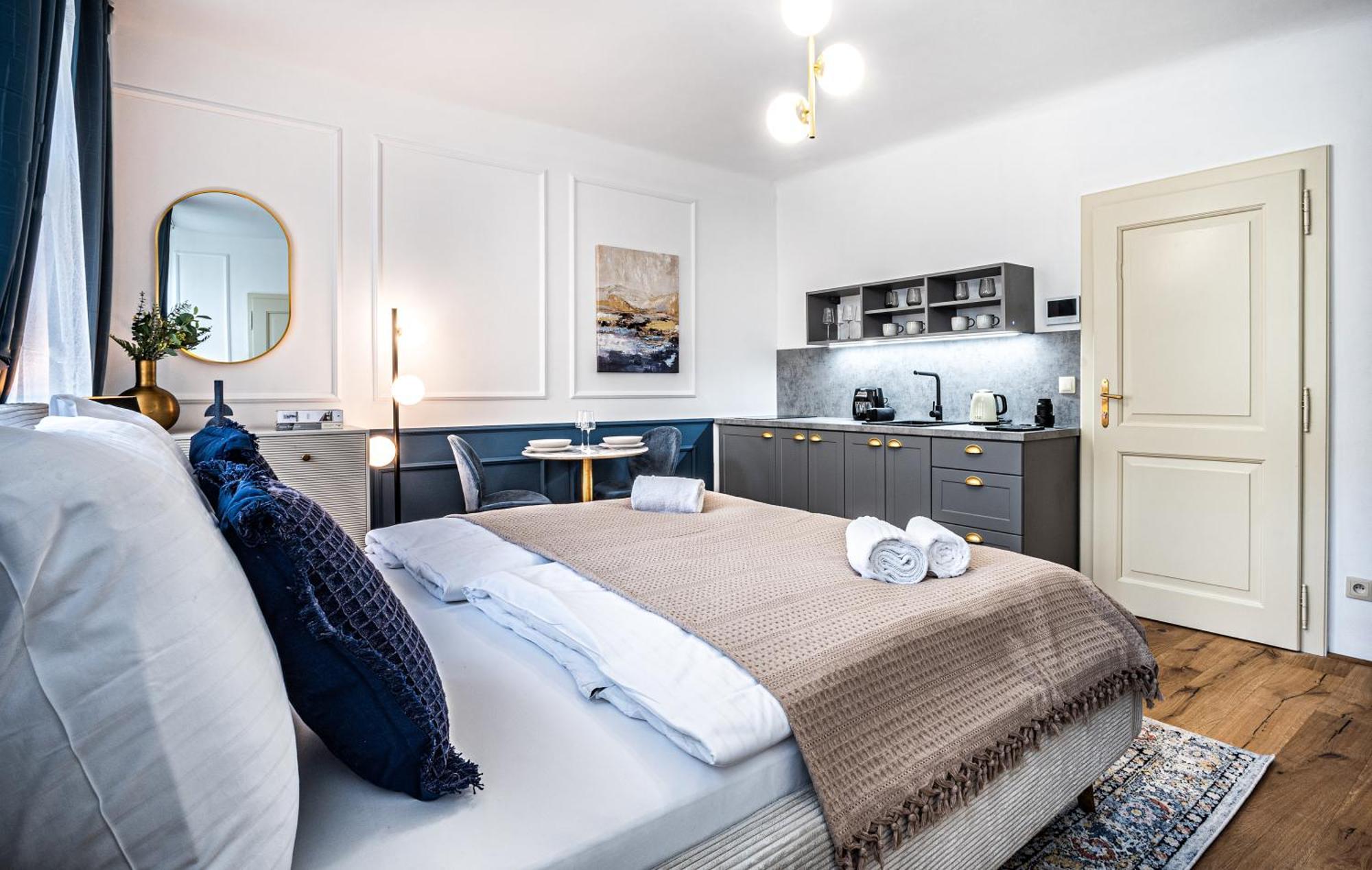 Apartamento Beautifully Renovated At Lesser Town *